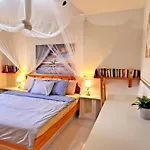 Casa La Isla In Mit Garten Und Wifi By Interhome * تاراخاليخو