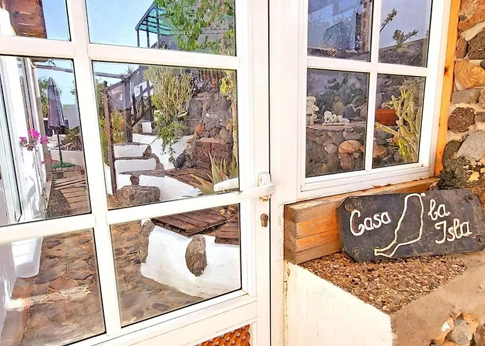 Casa La Isla In Mit Garten Und Wifi By Interhome Daire