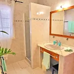 Casa La Isla In Mit Garten Und Wifi By Interhome דירה טרחלחו